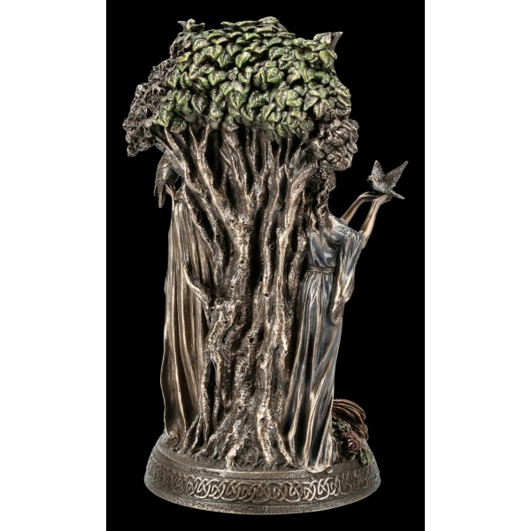 Déesse Hécate couleur + arbre2