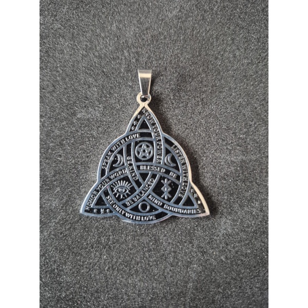 Pendentif en acier Triquetra et symboles